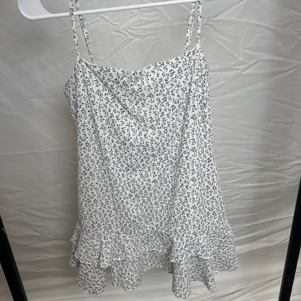 Princess Polly Dress floral and navy size 6